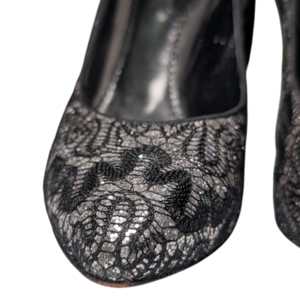 Dolce And Gabbana Elegant Black Lace Heels - Picture 6 of 11